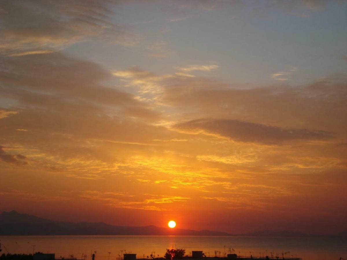 Smile House Near Athens Airport 300M From The Sea Villa Artemida  Esterno foto